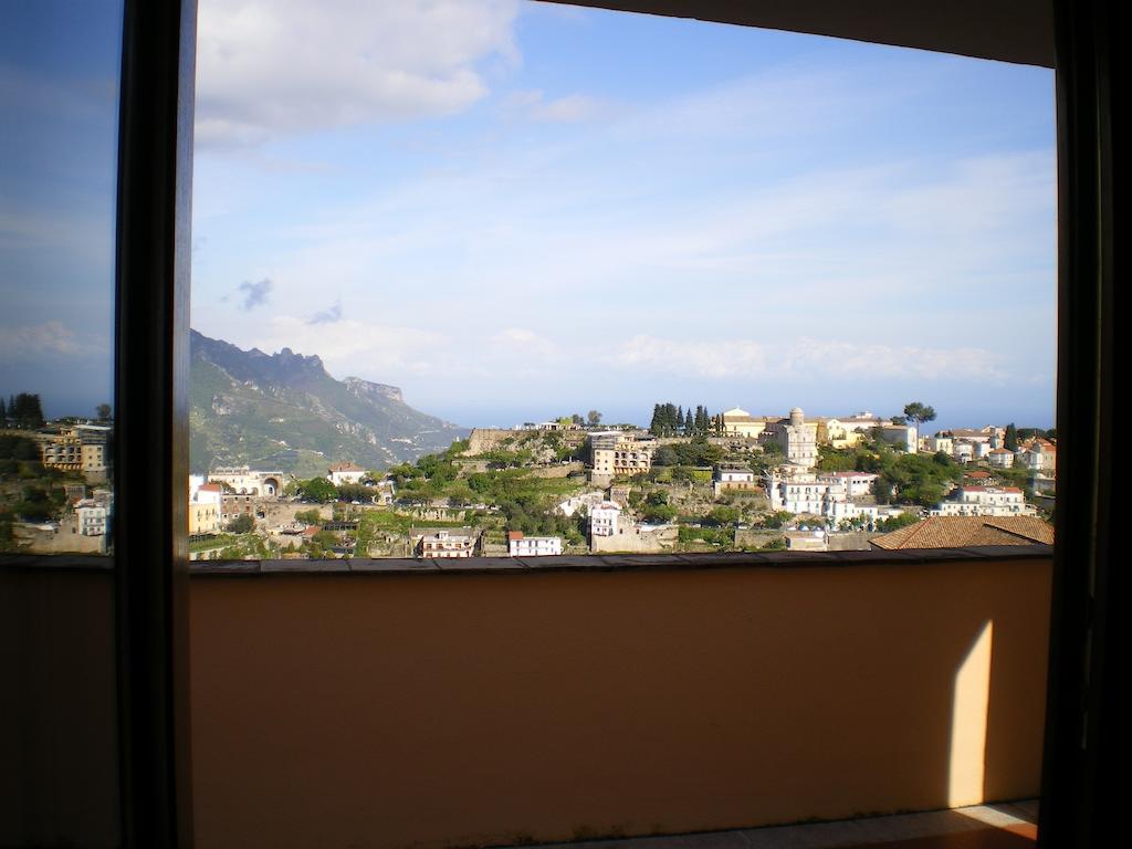 Portico Del Paradiso Scala Chambre photo